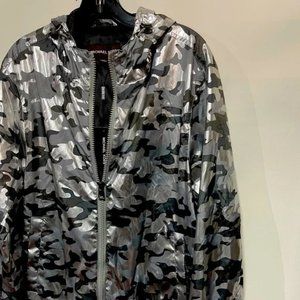BNWT Michale Kors Rain/Windbreaker Hoodie Black Camoflouge